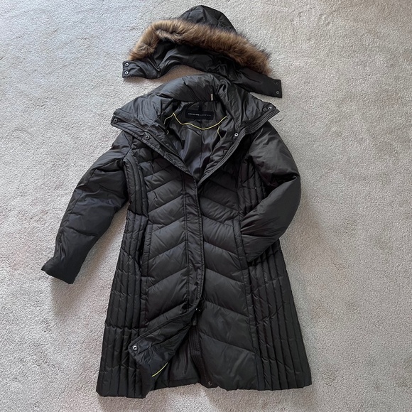 Andrew Marc | Down Coat with Faux Fur Hood NWOT - Picture 1 of 10